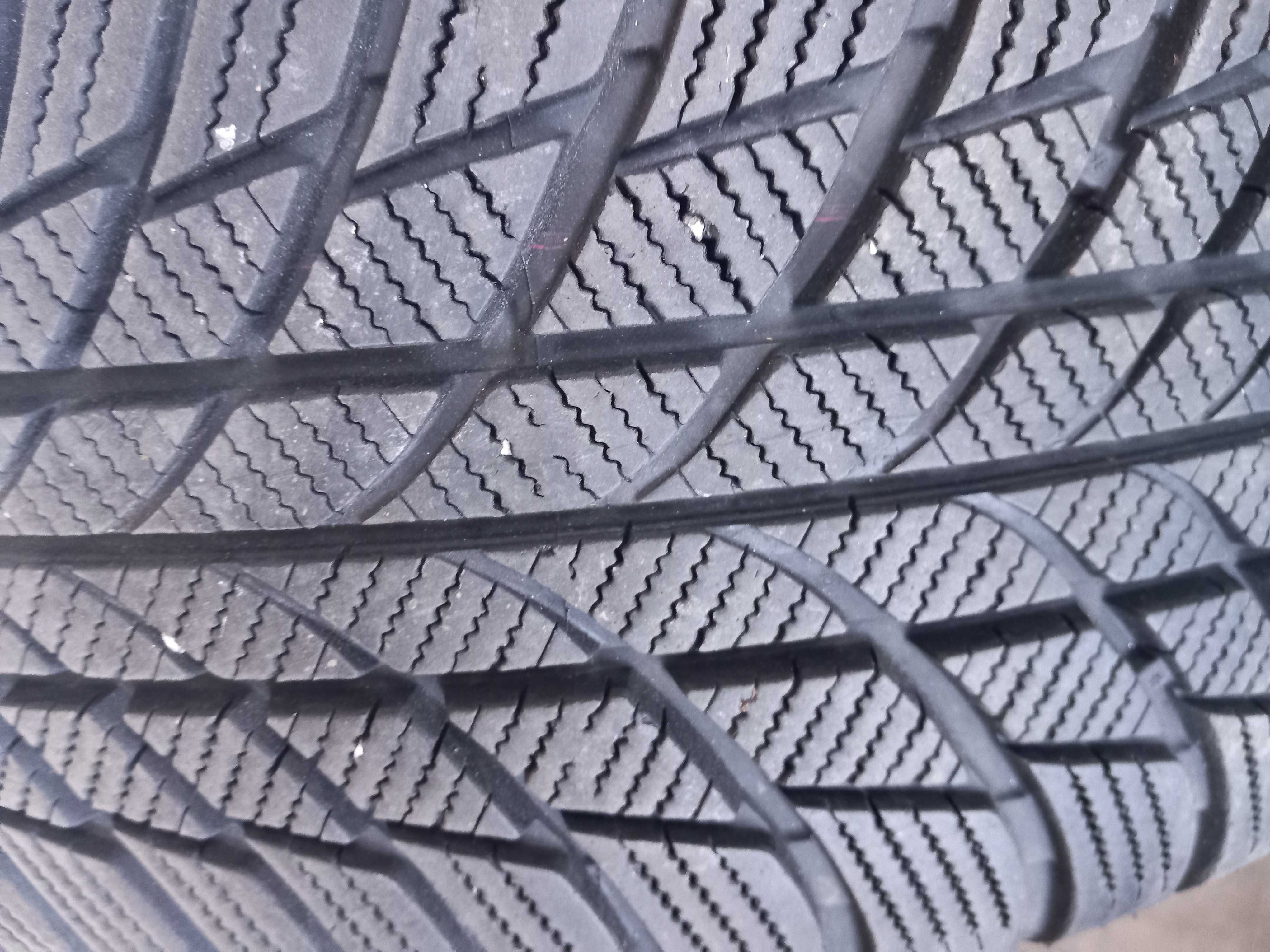 Oригинални джанти BMW X1/F48 X2/F39 - 17 цола +BRIDGESTONE 225/50 R17