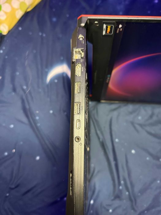 Геймърски лаптоп ASUS TUF F15 FX506L