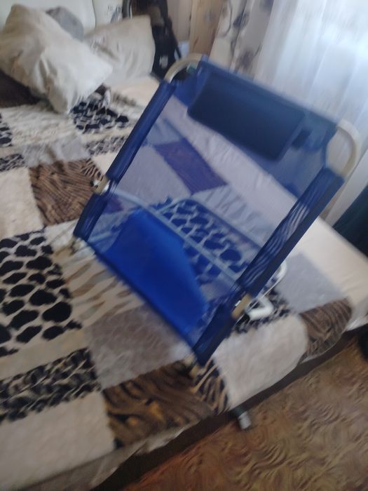 продам инвалидную каляску и подголовник