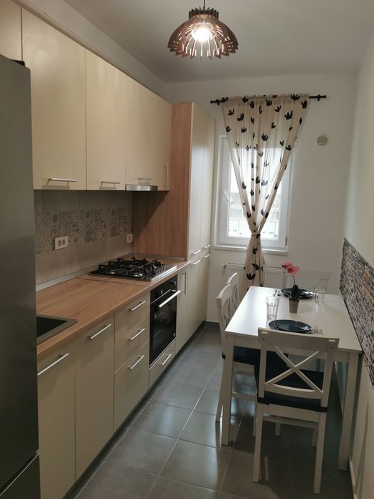 Inchiriere Apartament 2 camere, parcare Grand Kristal Residence
