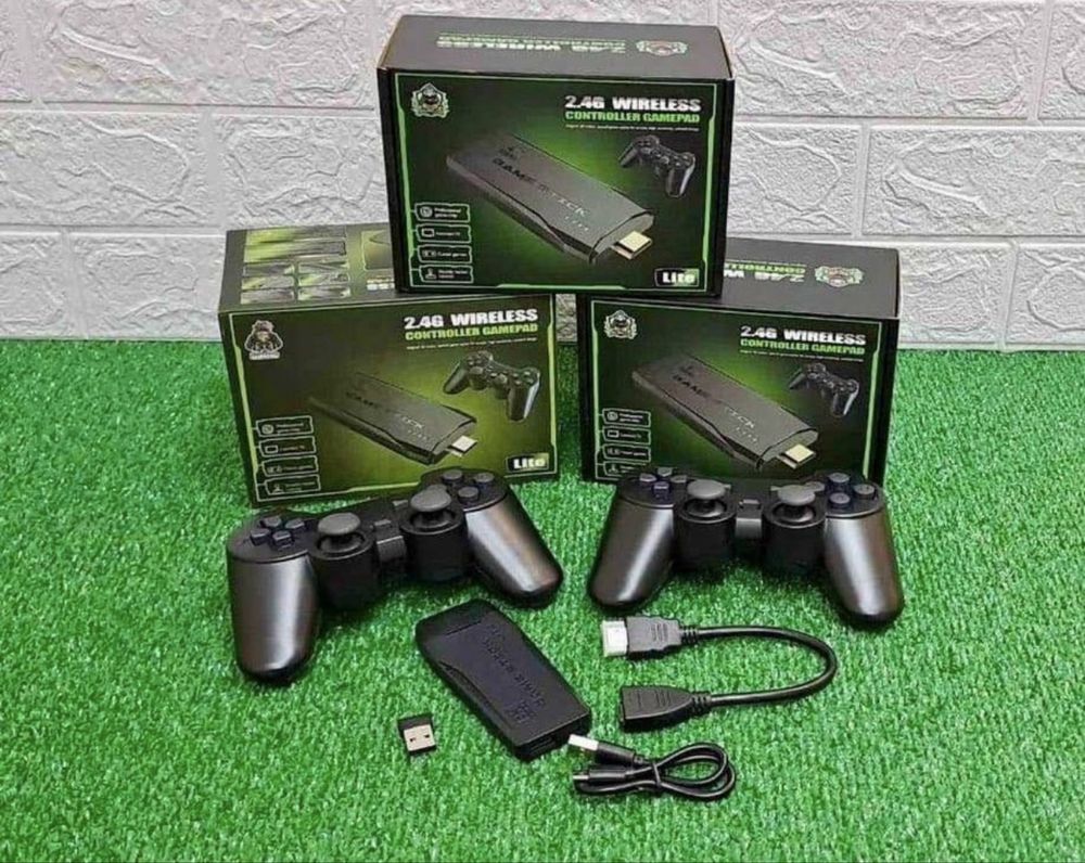 Игра конзола HDMI 2.4G WIRELESS CONTROLLER GAMEPAD с над 10000 игри
