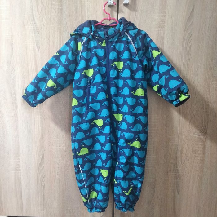 Продам демисезонный комбинзон
