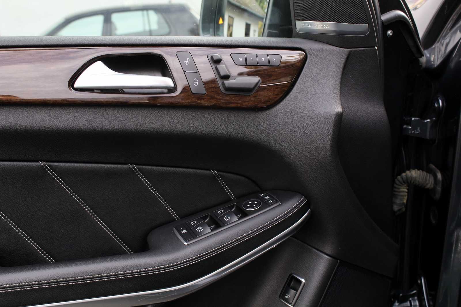 Mercedes-Benz GL 350 BlueTEC 4Matic 7G-TRONIC