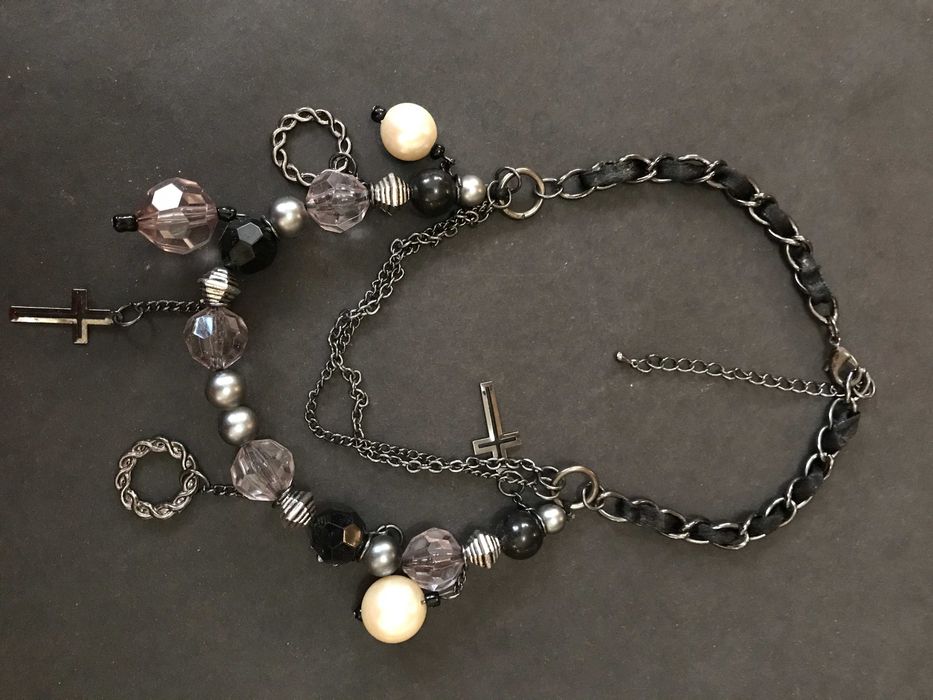 Бижутерия,    бусы