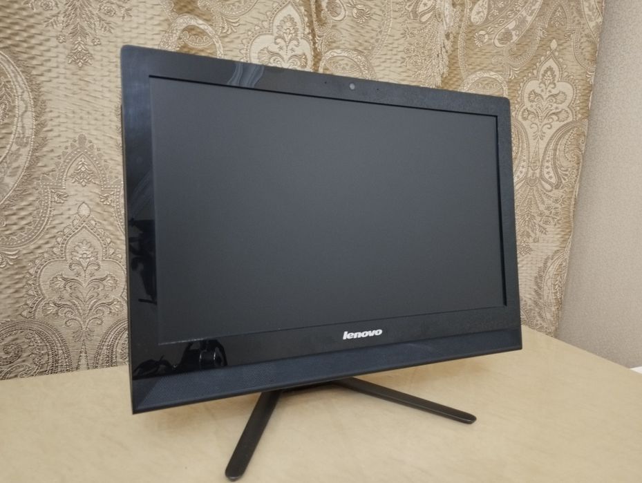 Моноблок  Lenovo
