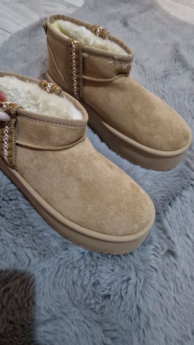 Ghete maro stil UGG