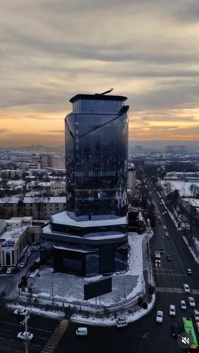 Сдам помещение в бизнес центре А класса под Шоурум, Ресторан или офис