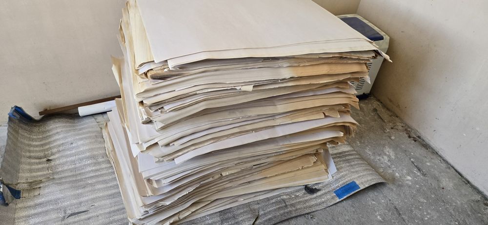 Срочно продаётся обверточная бумага.