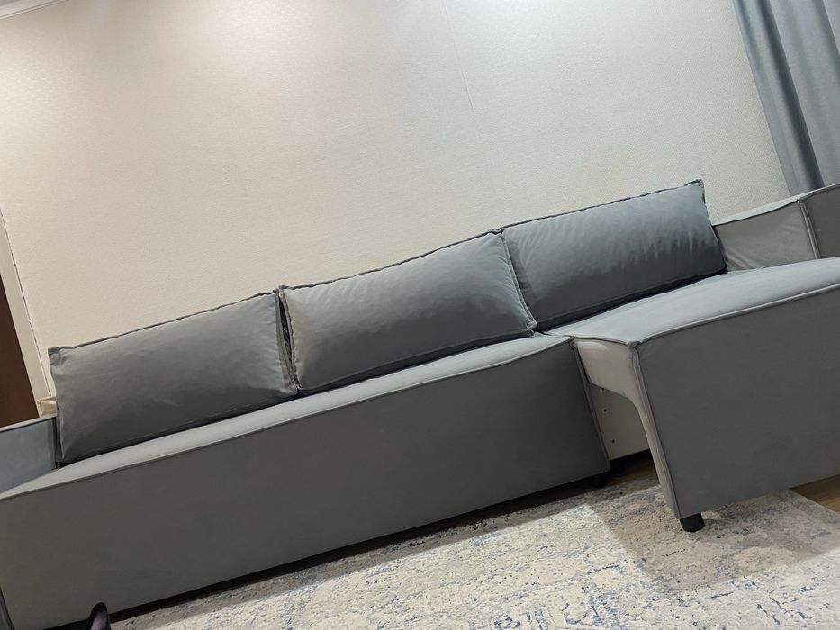 Продам б/у диван