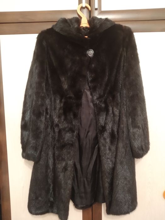 Норковая шуба модная