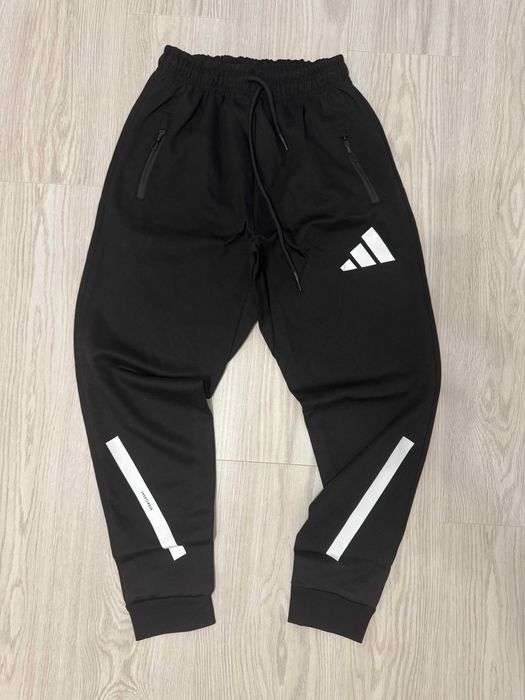 Trening ADIDAS l 'Z.N.E.' Produs NOU 2025 l Compleu Baieti / Barbati