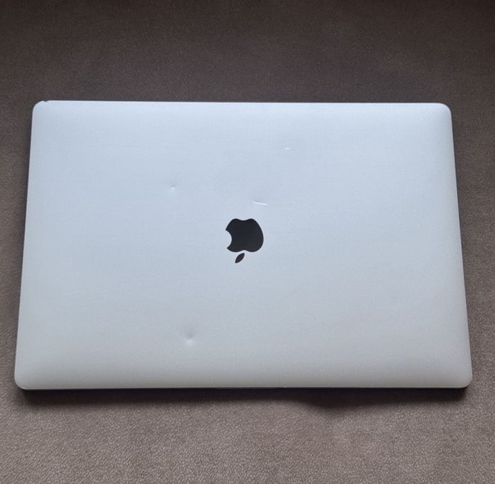 Macbook Pro 16 2019 16GB RAM 512GB SSD + оригинално зарядно