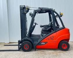 Vand / inchiriez stivuitoare 1,6t palna la 12 tone