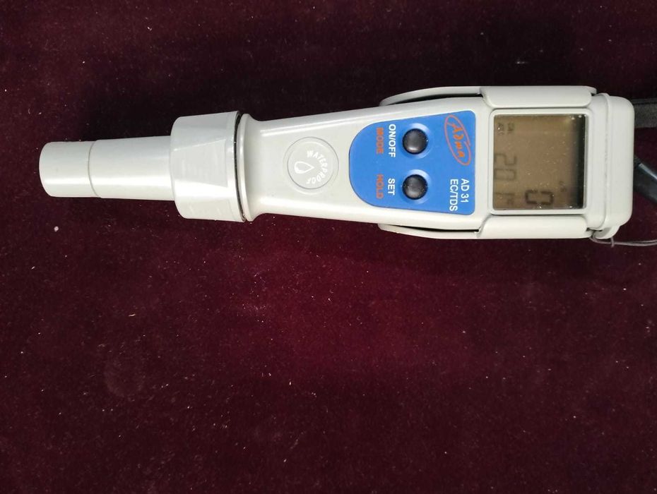 Aparat tester TDS-metru / conductivitate electrica EC / temperatura