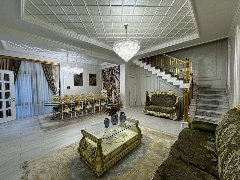 Евродом Бадамзар 3.8 соток 6 комнат 350 м²