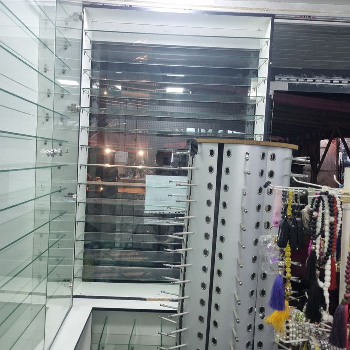 Do'kon vitirina oynali tayyor do'kondan yechilgan