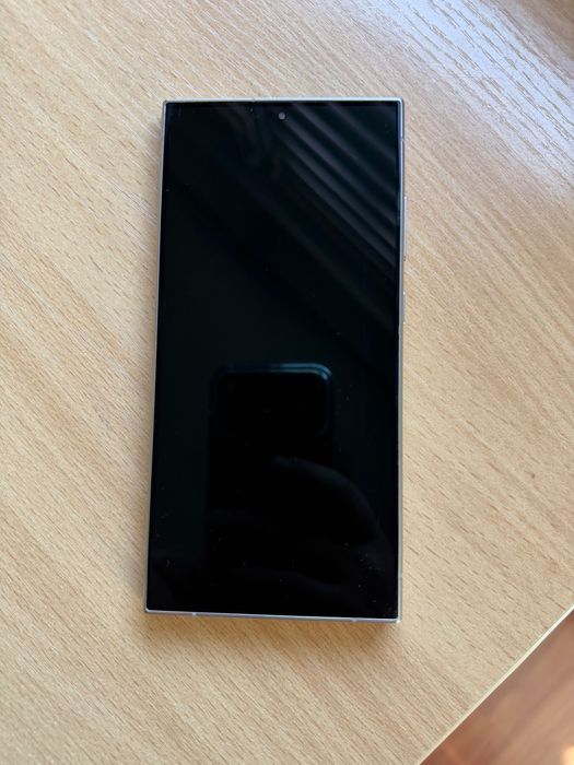 Samsung s24 ultra ,512 gb.