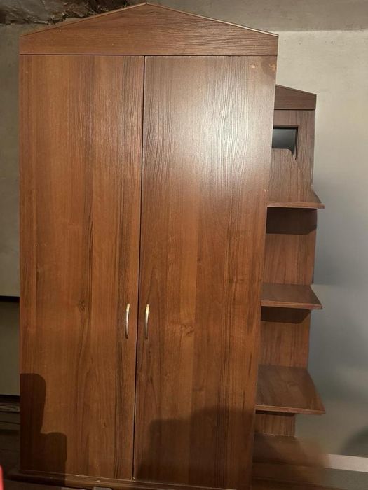 Продаются два шкафа - 50000 тенге за оба.