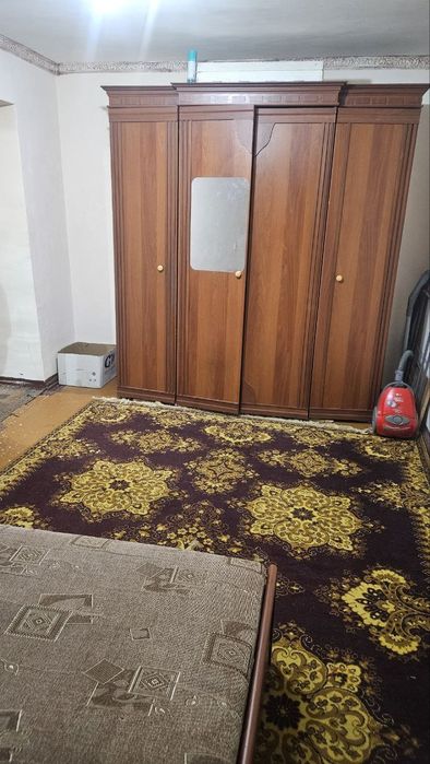 Продается 1 комнатная. Срочно. Чиланзар 8 квартал