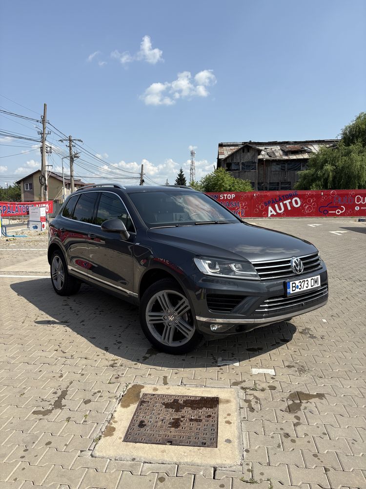 Volkswagen Touareg 2016 , 3.0 TDI R Line , KM reali , Revizii la zi