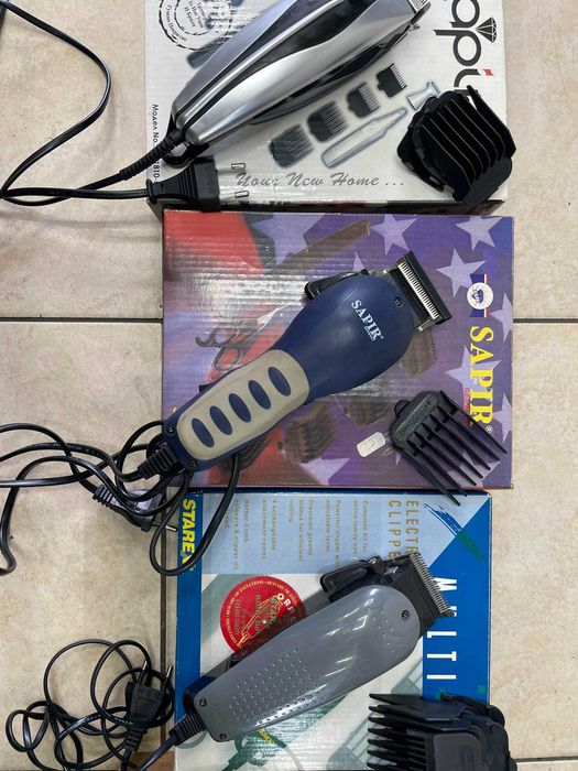 Продавам лот за части