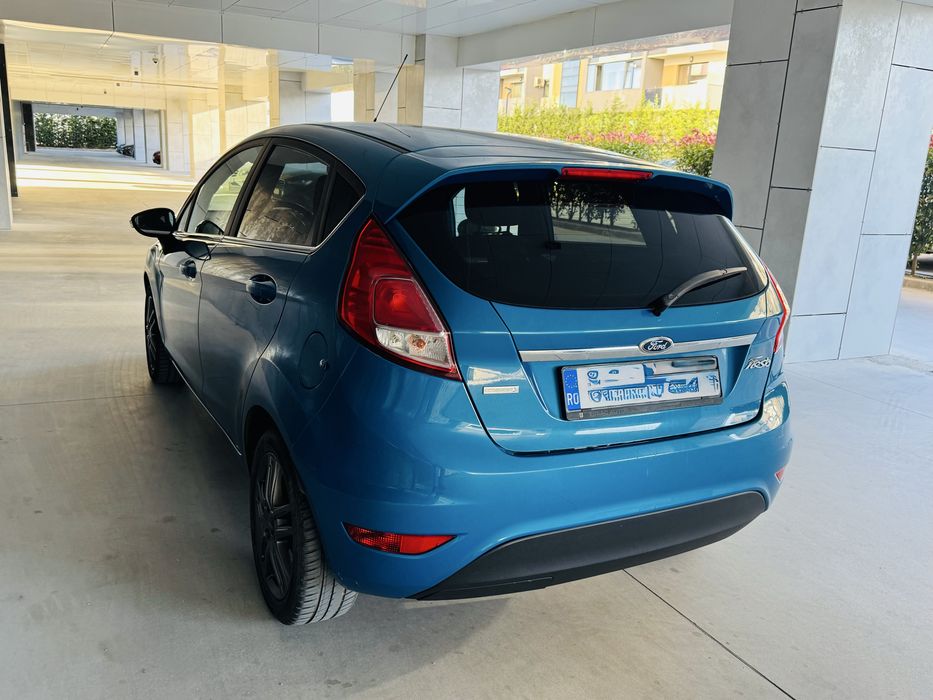 Ford Fiesta Titanium de vanzare