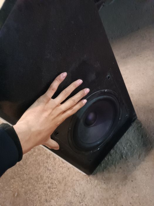 Продам Сабвуфер Студинный