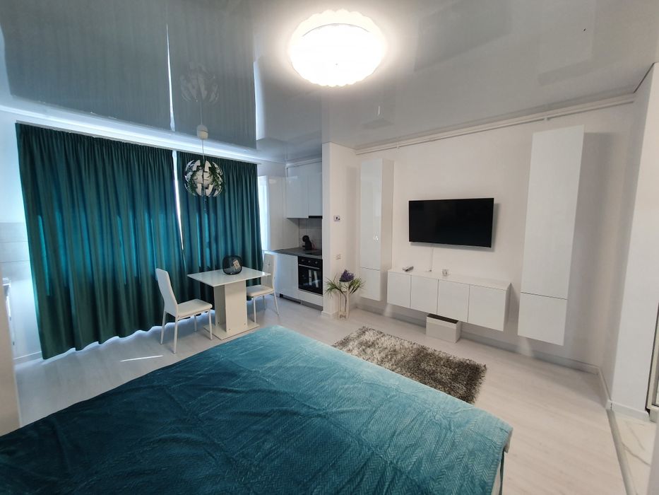 Proprietar inchiriez garsoniera in Pollux Residence!