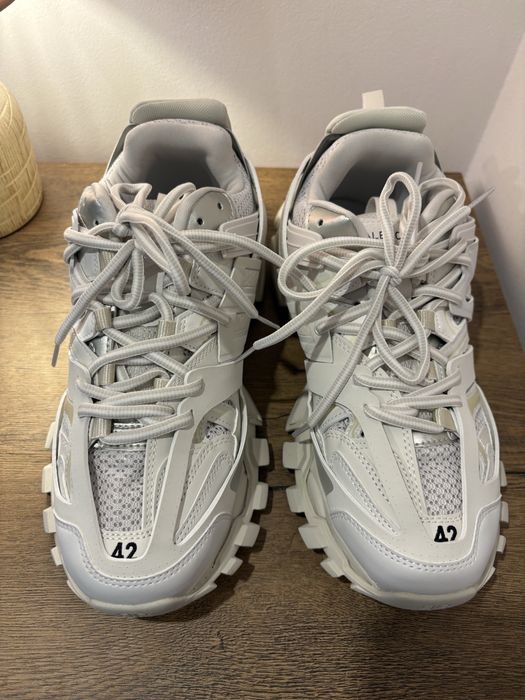 Balenciaga Track Triple White 42