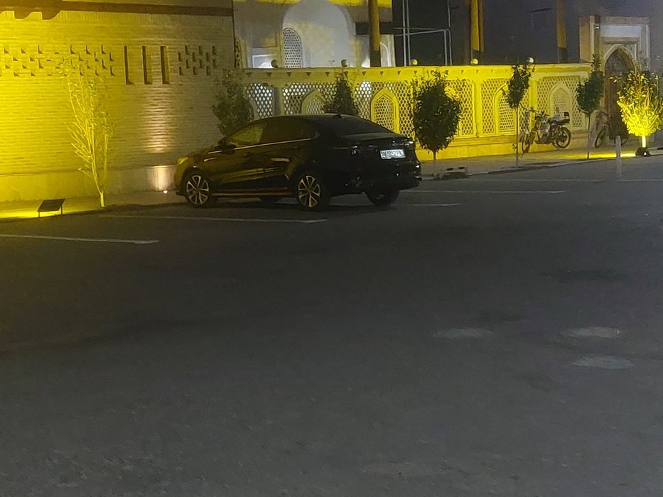 Cherry arrizo 6 pro сотилади