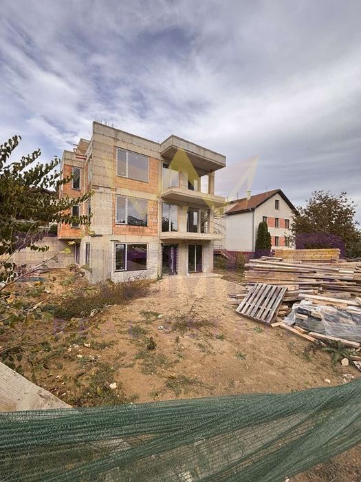 3-стаен в Варна, област-м-т Ален Мак