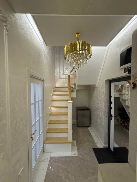 юнусабад новостройка3х ком с ремонтом Жк Evro House Улица Чинобод131м;