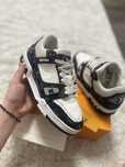 Louis Vuitton Trainer Black & White Full Box 3 ori purtati