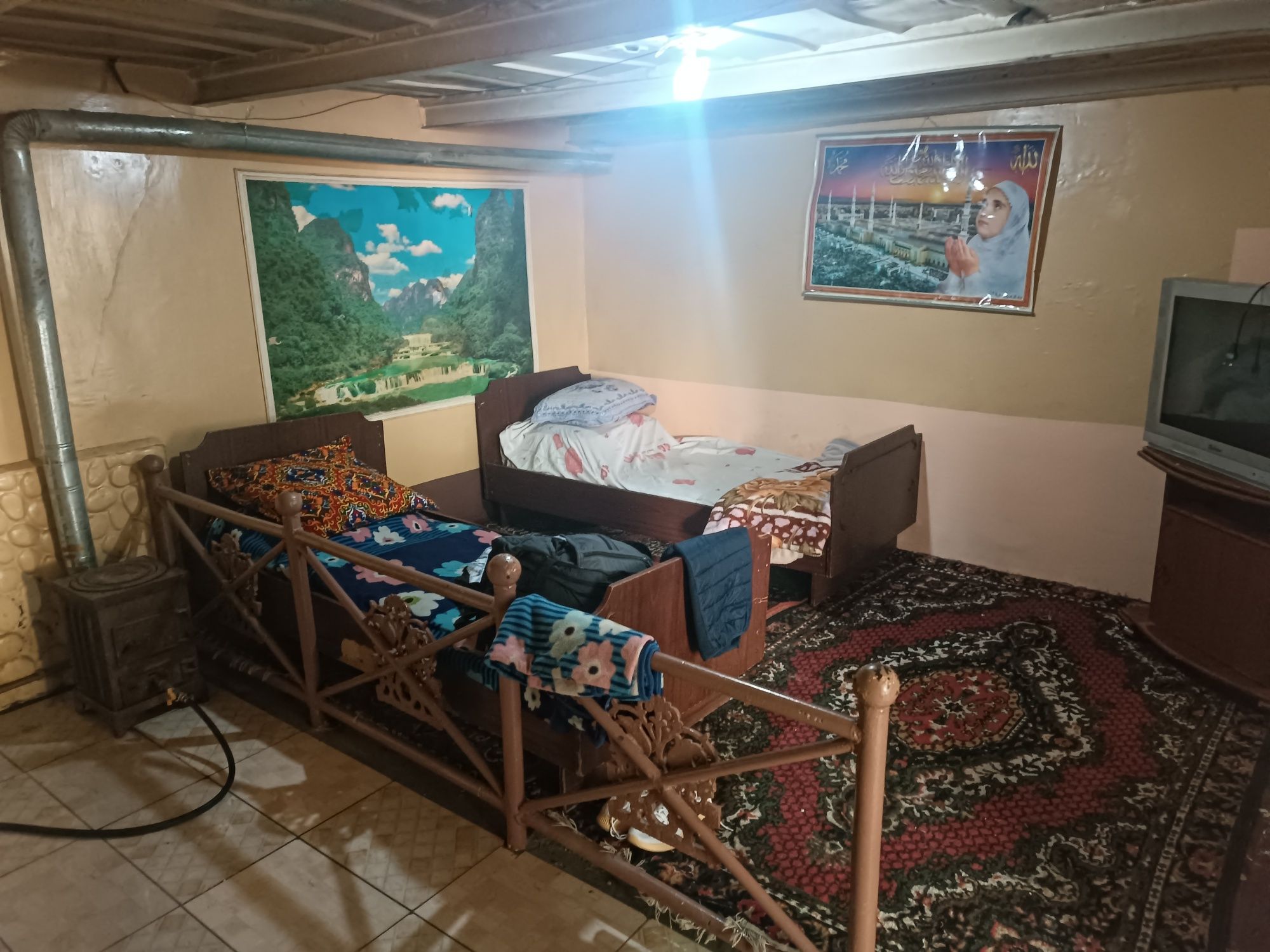 Hona ijaraga beriladi,hamma sharoit bor