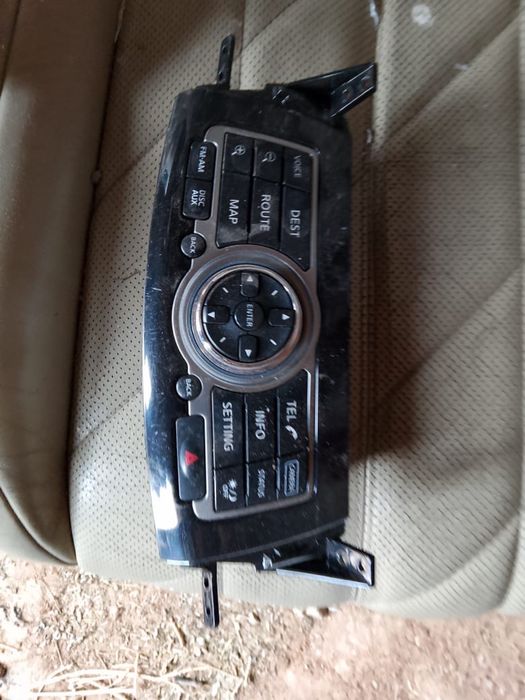 продам мр3 плеер инфинити QX 70