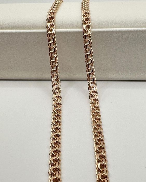 Новая золота цепь.