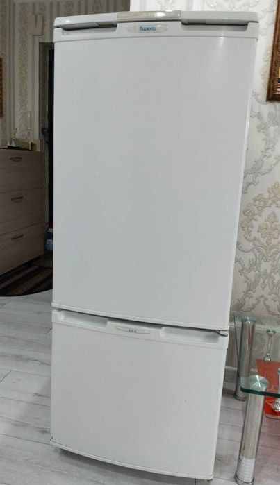 Холодильник в хорошем состоянии