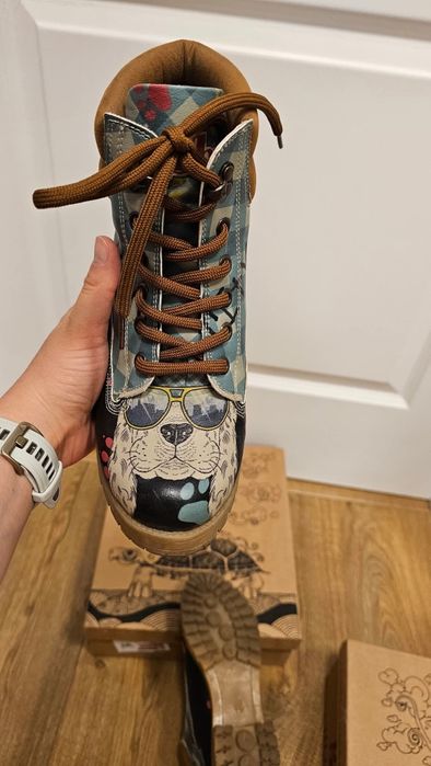 Ghete Goby piele, 36, adorabile, cu caine