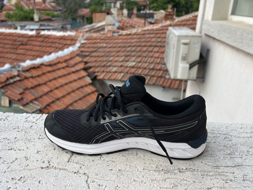 Asics Sileo 3 44.5