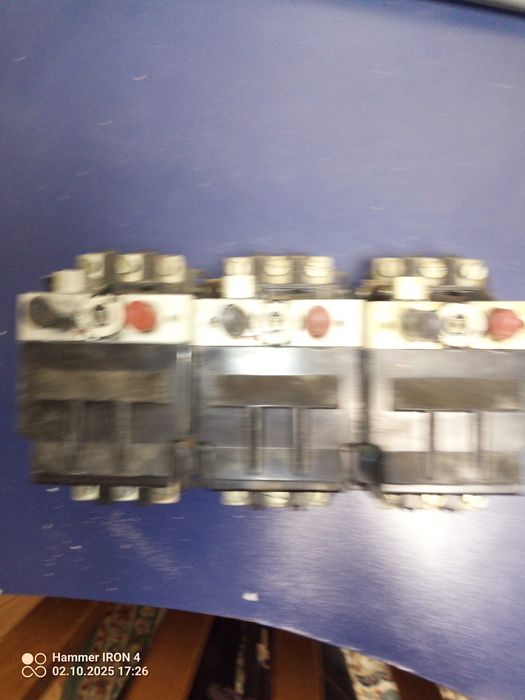 Автоматичен прекъсвач АТ00 IN 32A