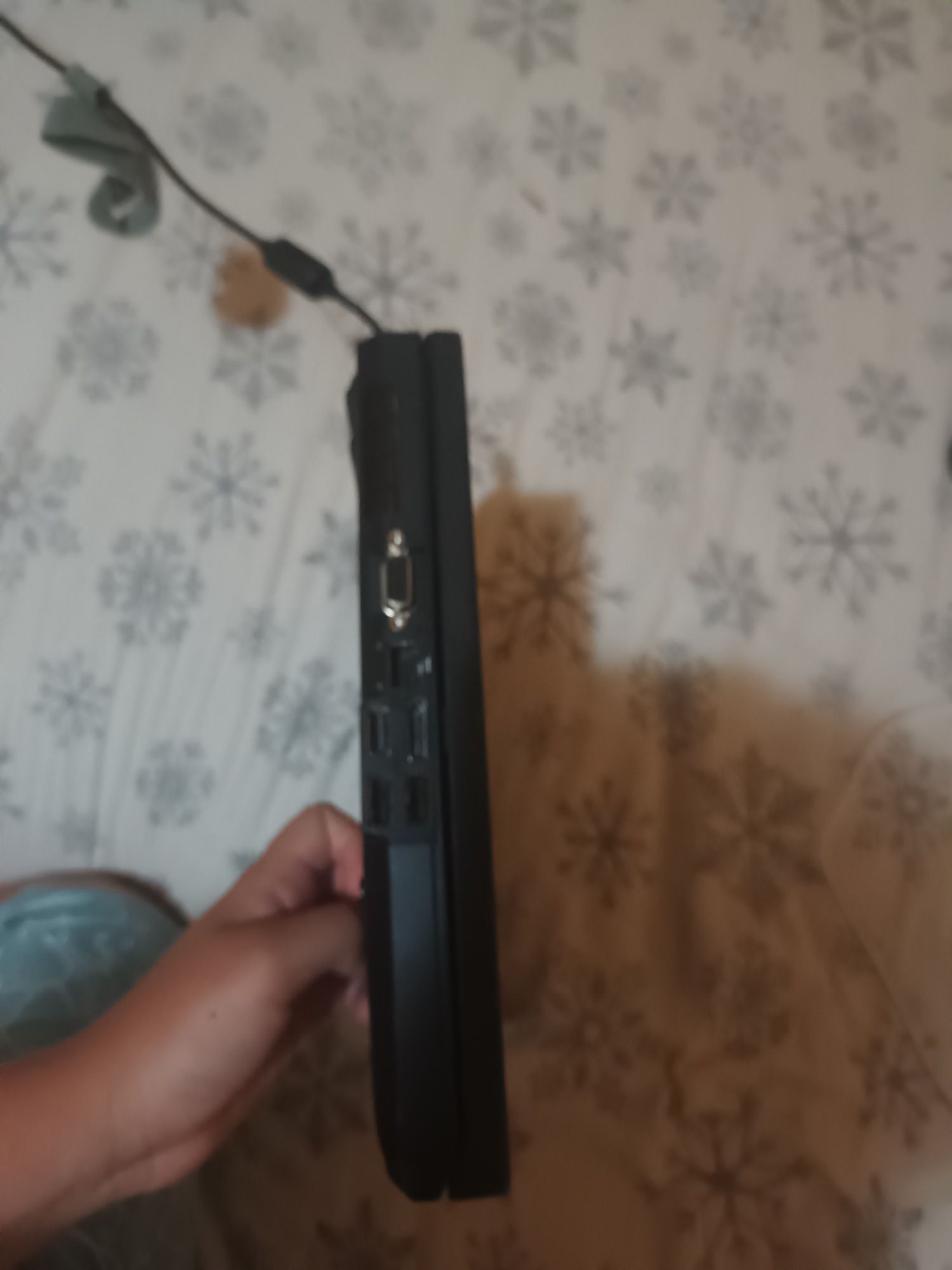 Vând schimb laptop Lenovo t410