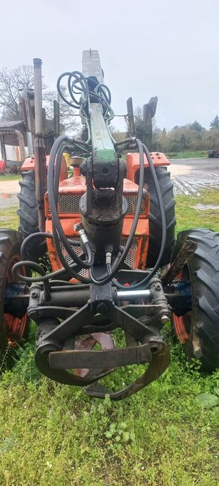 Vând same saturno 80 cu ghiara de lemne în stare perfecta de functiona