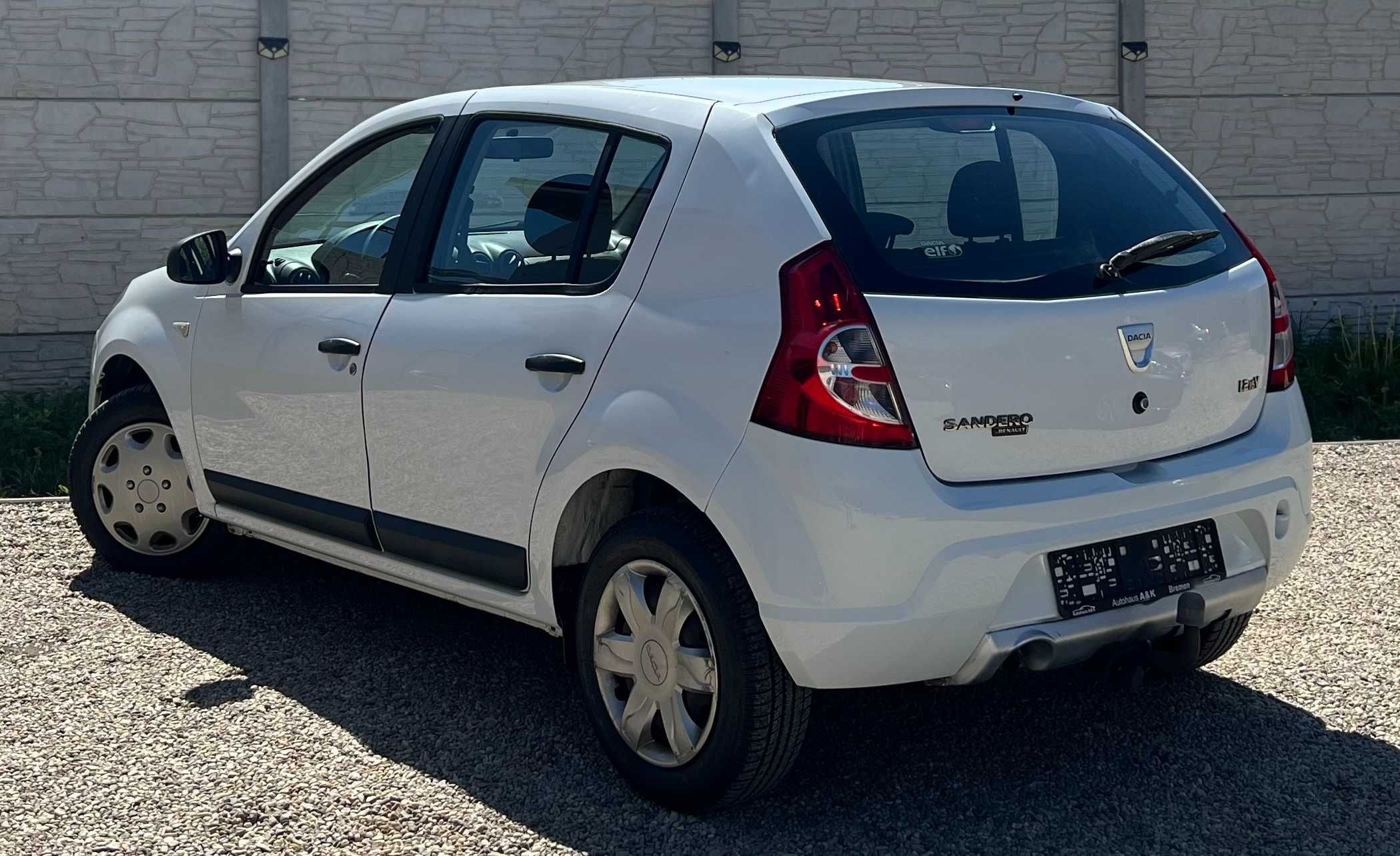 Dacia Sandero 1.2 benzina Eco  Celebration, AC ,FINANTARE AVANS 0