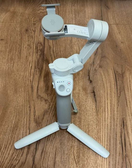 Стабилизатор для смартфона DJI Osmo Mobile 4 - OM4