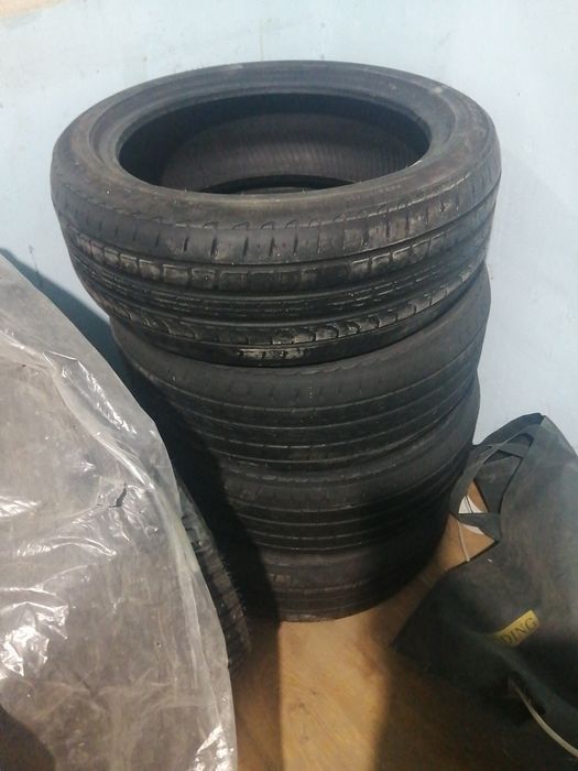 Шина летние б/у пирелли