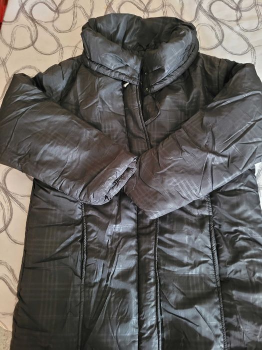 Geaca dama,marimea M, ( 40-42), usoara, călduroasă si eleganta  !