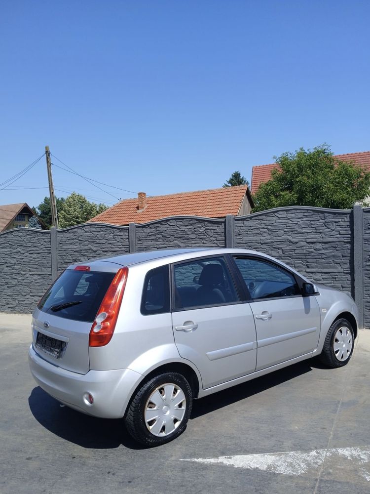 Vand Ford Fiesta 1.3Benzina 2008