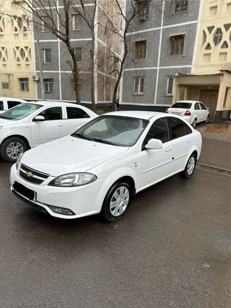 Lacetti mexanika sotiladi