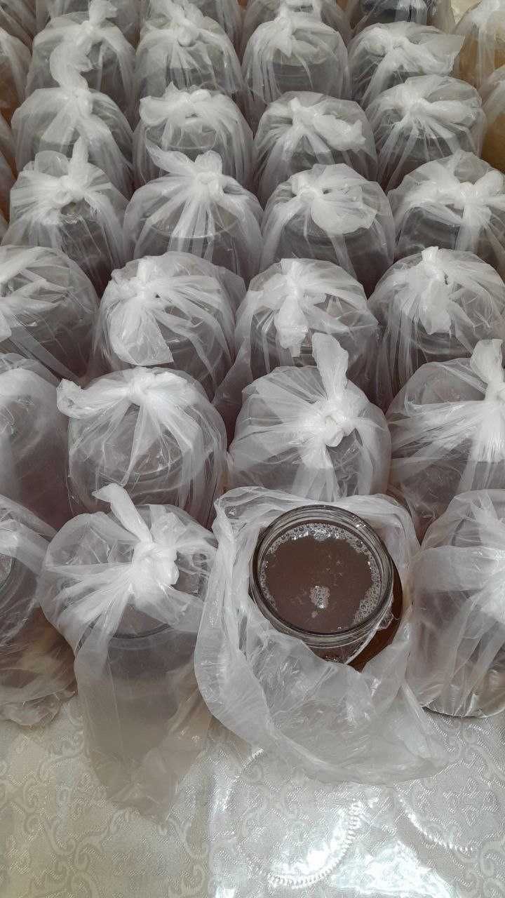 Продается натуральный мёд.  Tabiiy asal sotiladi.