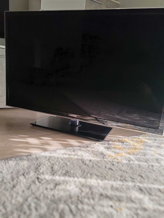 Tv Samsung UE46 inci 116 cm
